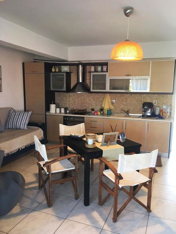 Beach Front Apartment In Pefkochori Exterior foto
